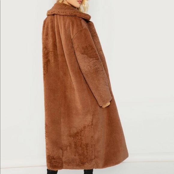 Long Fur Coat - Picture 9 of 15
